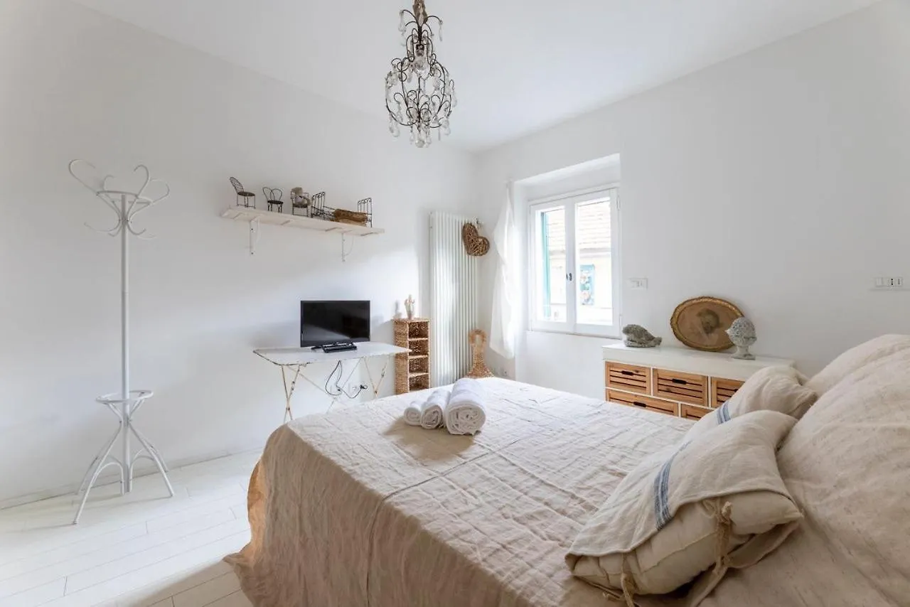 Pozzo Garitta, Borgo Dei Ceramisti, Albissola Marina Apartment